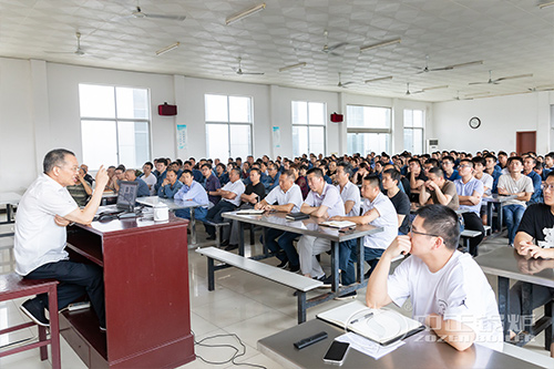 生物質(zhì)顆粒燃料鍋爐價格 ，生物質(zhì)鍋爐多少錢一臺？